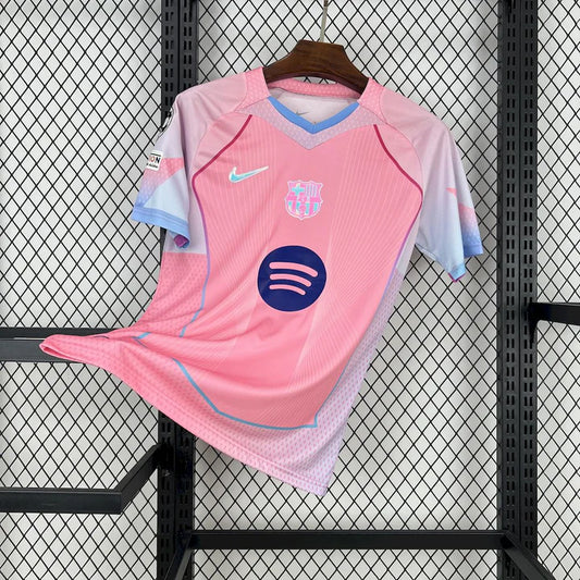 FC Barcelone – Maillot Concept 25/26 – Rose & Bleu Ciel